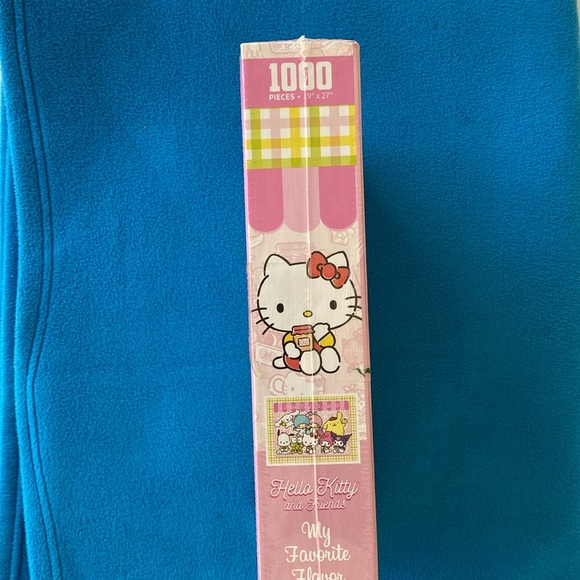 Hello Kitty 1000 Piece Puzzle NWT - Picture 3 of 5